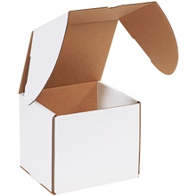 7 1/8 x 6 5/8 x 6 1/2" White Outside Tuck Mailers (25/Bundle)